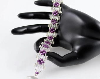 Silver and Purple SuperDuo Beaded Bracelet – Handcrafted Jewelry with Clear Cubes and Galvanized Seed Beads, 8 1/2 Inches