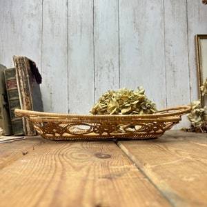 Small Mid Century Woven Boho Tiki Tray / Basket image 8