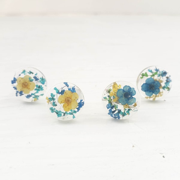Real flower resin Circle shape stud earrings, various colours in silver plate or sterling silver