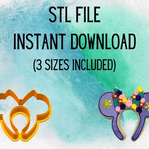 Puede incluir: Descarga de archivo STL para un cortador de galletas imprimible en 3D con forma de un par de orejas de Minnie Mouse con un lazo. Las orejas son de color naranja y el lazo está decorado con flores y soles. El texto "STL FILE INSTANT DOWNLOAD (3 SIZES INCLUDED)" se muestra encima de la imagen.