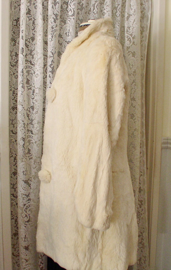 Fur Coat of Sheared White Beaver Fur Ultra Soft V… - image 4