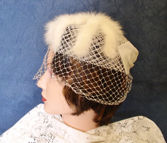 White Mink Hat with Net and Satin Bow.....Vintage… - image 4