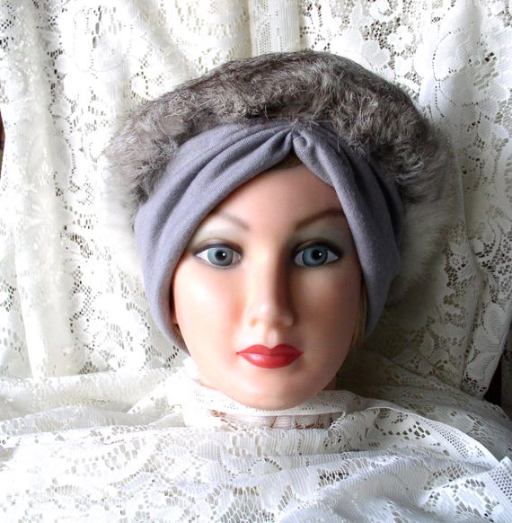 Rabbit Fur Hat...Gray Rabbit Fur Hat Vintage Pillbox Rabbit Fur Hat.....Vintage Real Rabbit Fur Pillbox Hat
