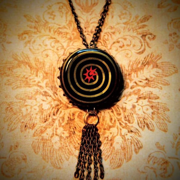 The Hypnotist- Magic Hat Bottlecap Necklace