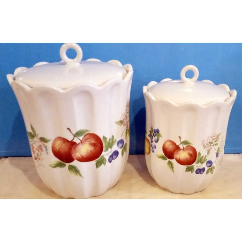Corelle Chutney Canister Set of 2 Jay Import Fruit Pattern Please Read