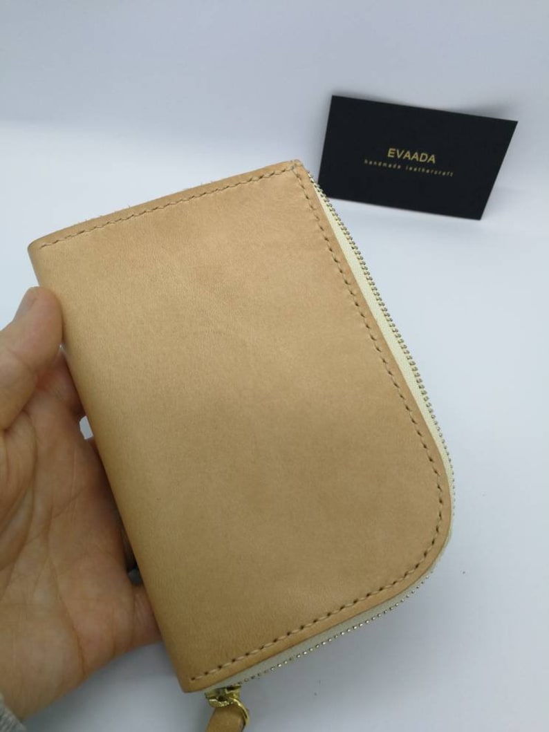 Veg tanned leather pouch 054