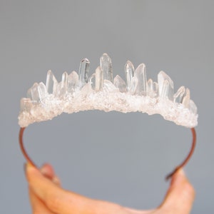 Quartz Cluster Crown, Raw Clear Crystal Crown,Boho Crystal Crown,Bridal Crown,Wedding Headpiece,Wedding Crown,Bridal Headpiece,Bridal Halo image 4
