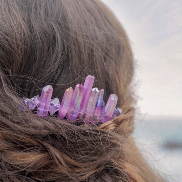 Purple Crystal Hair Comb,Raw Crystal Hair Comb,Lavendar Hair Piece,Amethyst Hair Comb,Mermaid Crown,Braid Jewelry,Beach Wedding,Quartz Comb,