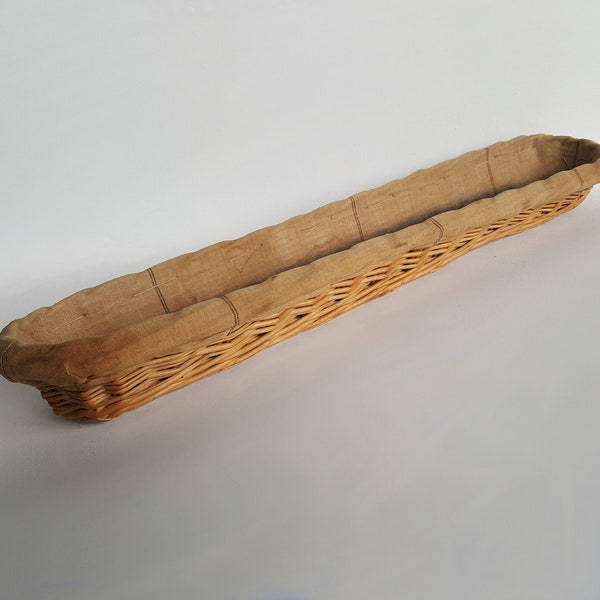 French Vintage Bread Basket / French Grain Sacking Lined Wicker Basket / Proofing Basket