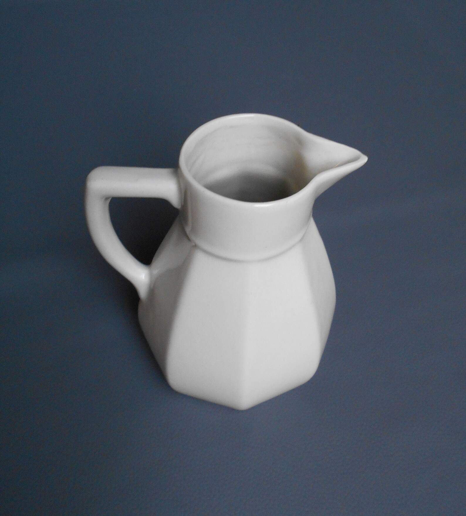 Antiker Weißer Krug aus Eisenstein / Steinzeug / Wasserkrug / | Etsy