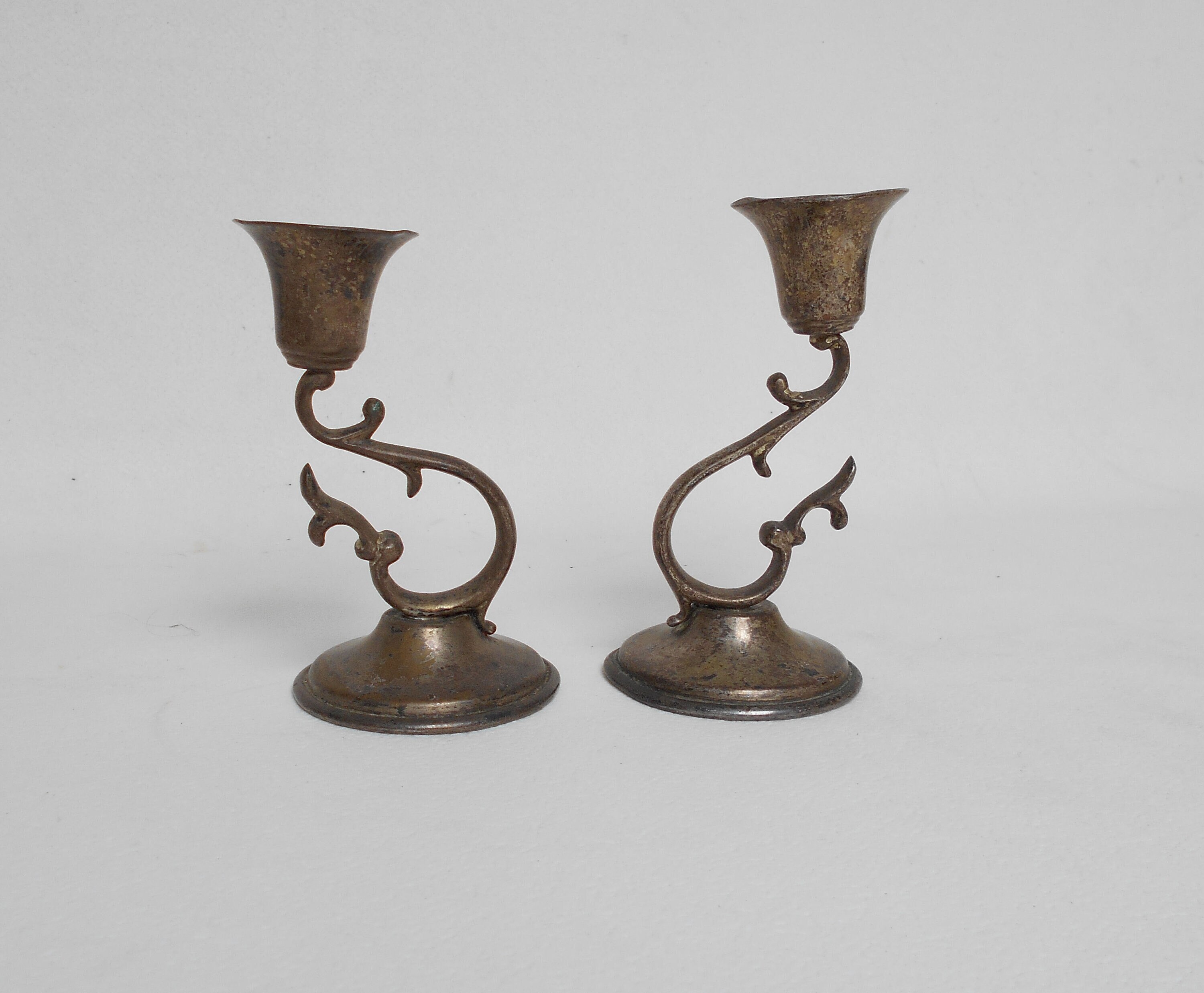 Paire de Chandeliers Vintage Français/Vieux Bougeoirs