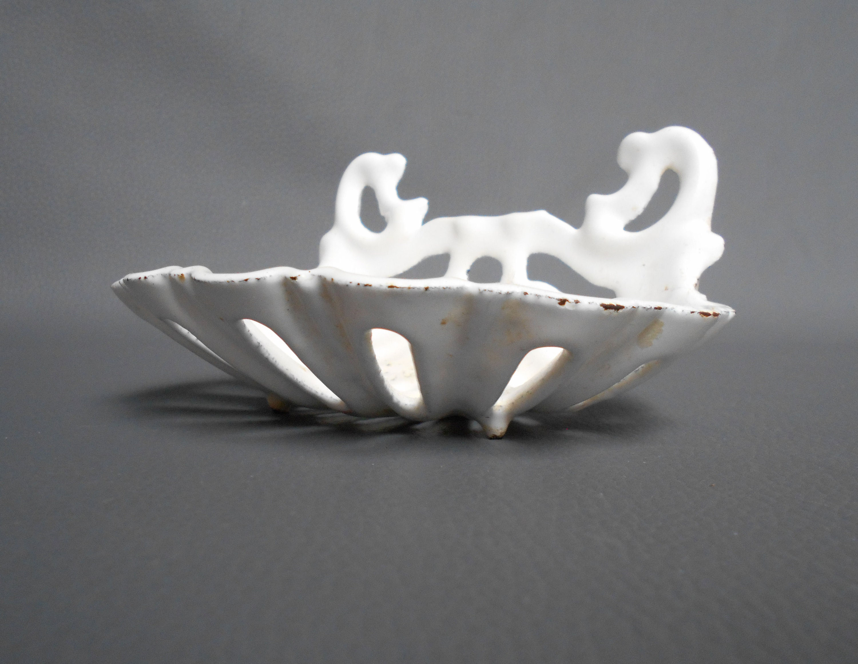 Français Savon en Émail Vintage