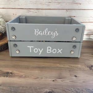 Personalized Dog Toy Box - billscustombuilds