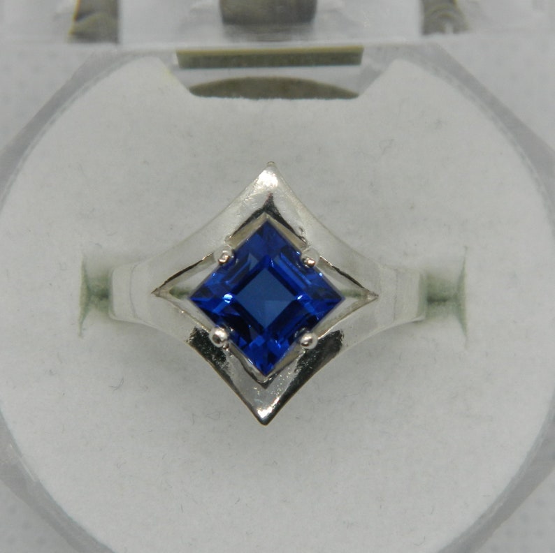 LAB SAPPHIRE Medium Dark Blue Square-Cut 2.65ct Lab Created Sapphire Solitaire Sterling Silver Ring