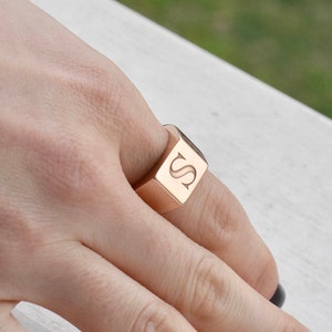 Signet Ring Personalized Signet Ring Couples Signet Ring Gold Signet Ring Initial Signet Ring Initial Ring Valentine's Day Gift image 4