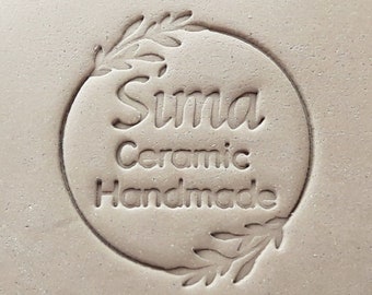 Timbre de logo préfabriqué pour la poterie, timbre de marque des fabricants, timbre d’argile personnalisé avec couronne et texte, timbre de poterie personnalisé, timbre de signature en céramique