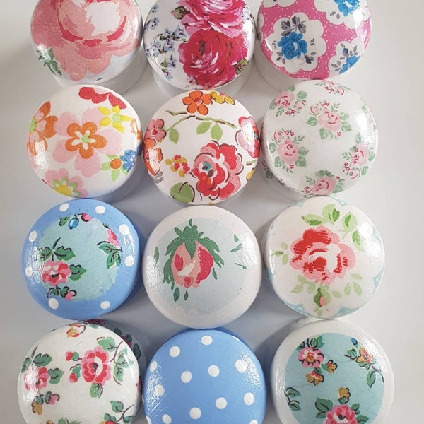 Wooden knobs/decoupage/Cath Kidston/drawer knobs/cabinet knobs/pulls/handles/wooden knobs/upcycle/shabby chic