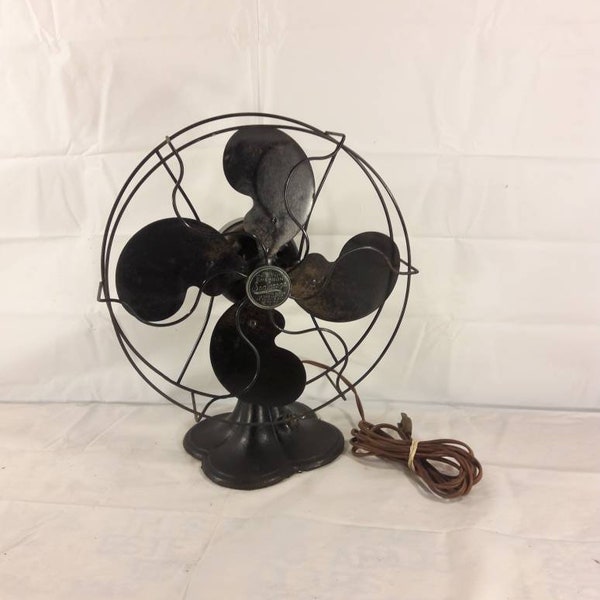 Vintage Emerson Seabreeze 10" Inch 3250 Oscillating Flower Base Fan