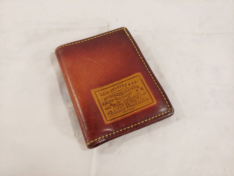 levi strauss & co wallet