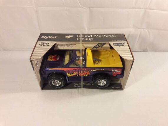 nylint sound machine fire truck