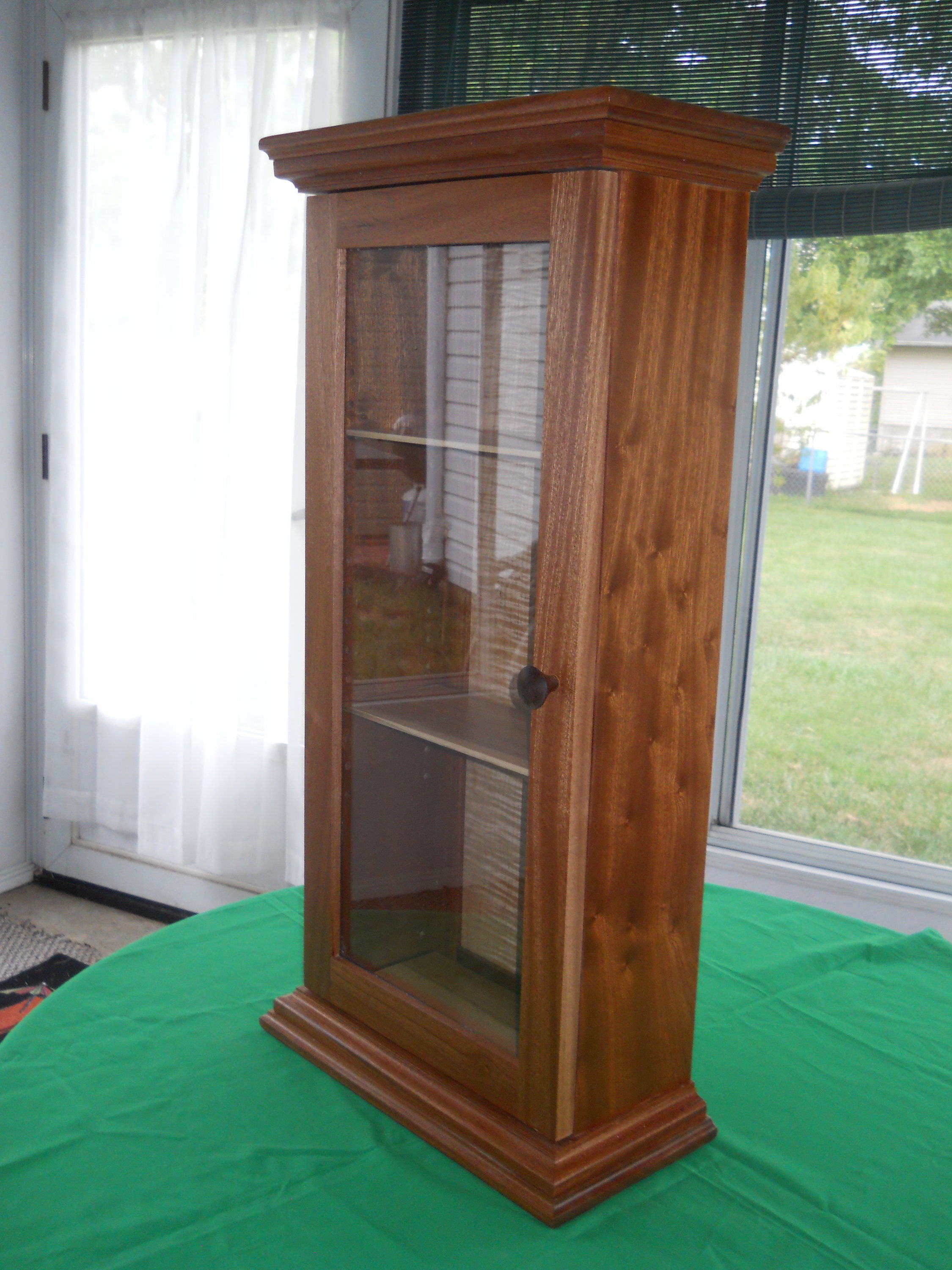 Armario de caoba colgante Curio hecho a mano | Etsy