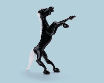 Glass Horse, glass horse figurine, glass horse ornament Glass Horse, glass horse figurine, glass horse ornament