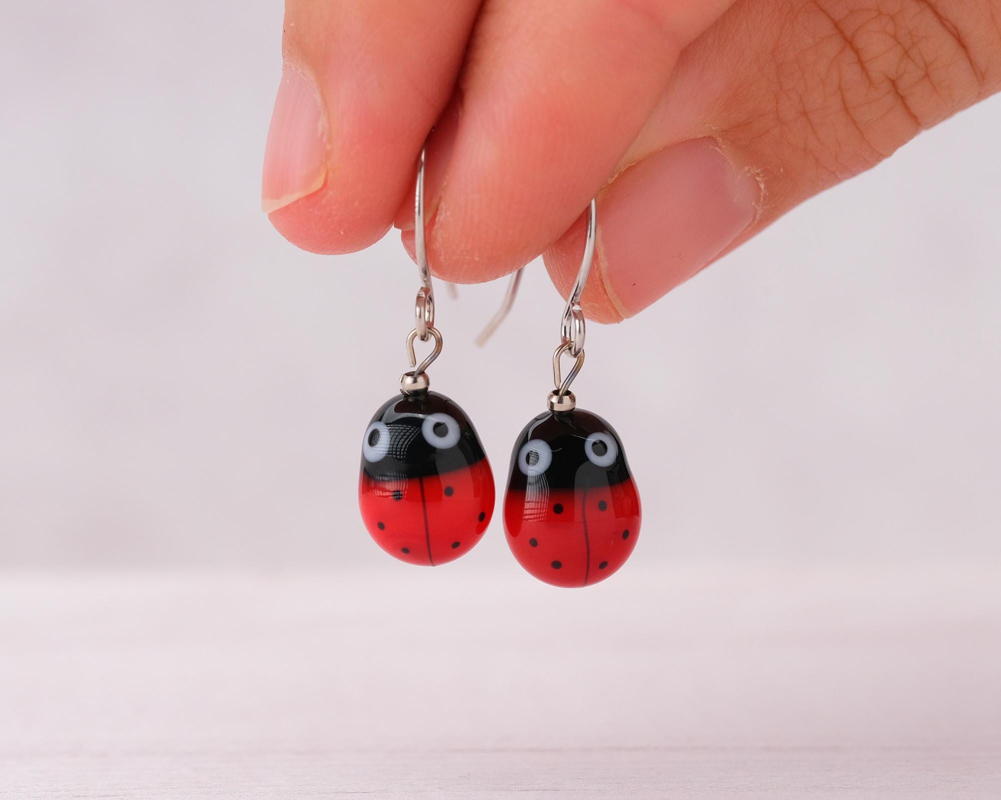 Boucle D'oreille Coccinelle Mignonne – Ma Boucle d'Oreille