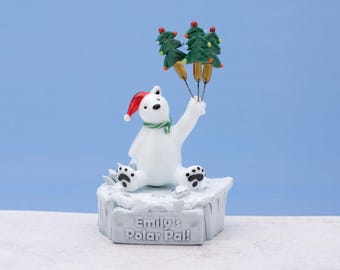 Handmade Glass Polar Bear Figurine: Personalized Christmas Decor