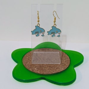Schattige kawaii hangoorbellen met zeedieren haai en kwallen