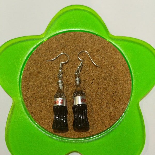 Boucles d'oreilles pendantes bouteille de coca cola diet zero faites main