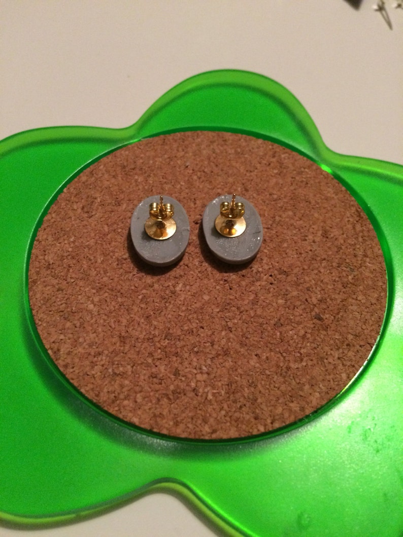 Handmade grey and white silhouette stud earrings