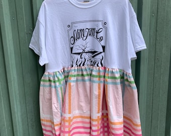 Sukienka z T-shirtu z recyklingu, ręcznie robiona, rozmiar XL, lato