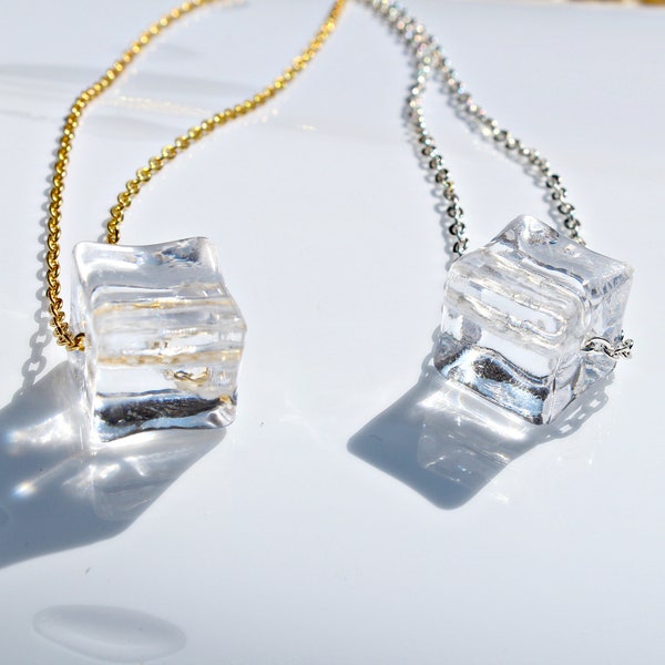 Clear transparent lucite ice cube necklace, minimalist translucent statement acrylic necklace