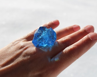 Blue chunky transparent lucite   ring, a fragment of blue Antarctic ice :))