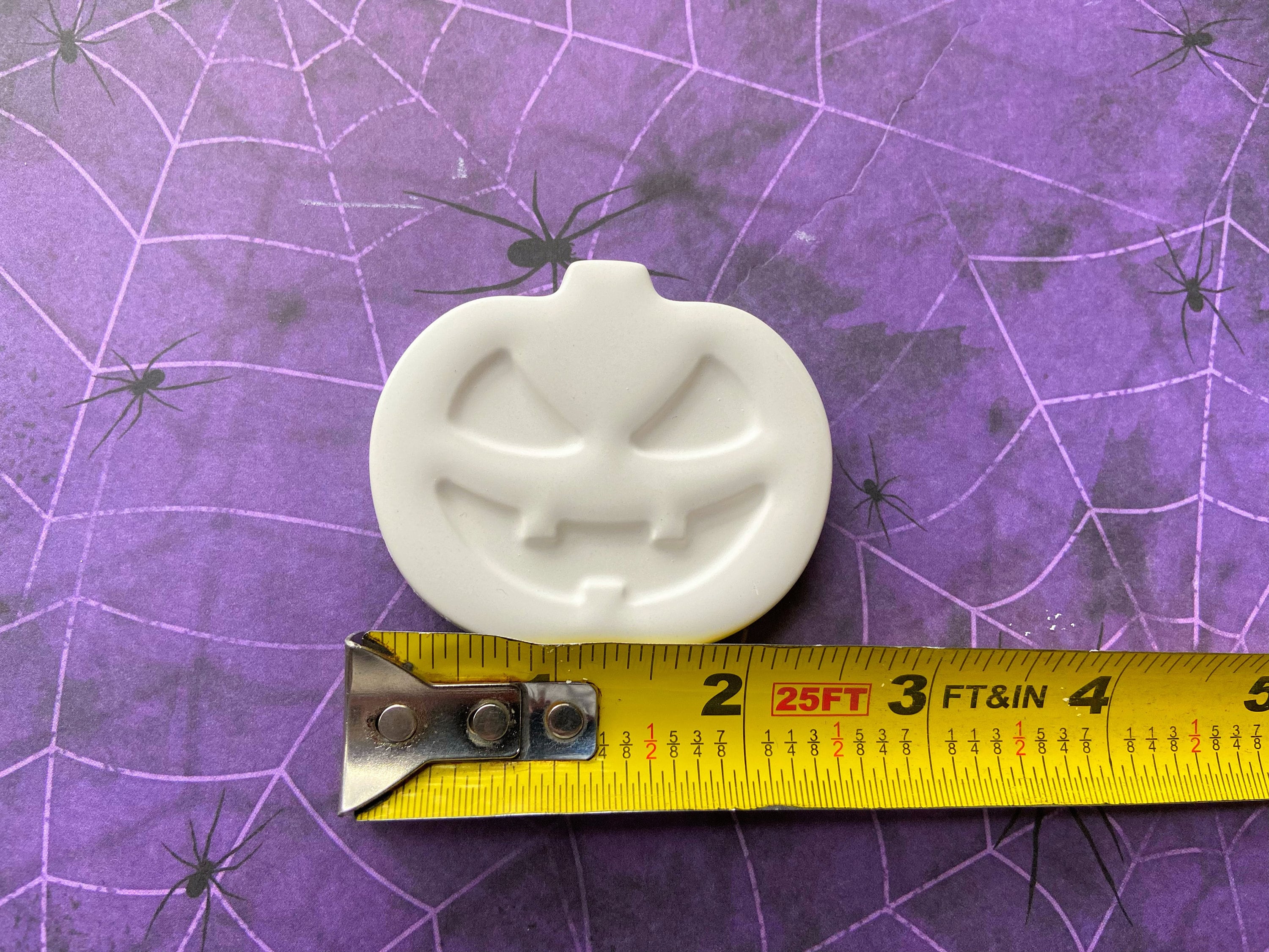Kit De Peinture Halloween DIY 6 Figurines à Peindre : Chat, Vampire, Citrouille Et Plus