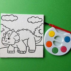 Triceratops Dinosaur Party Favors