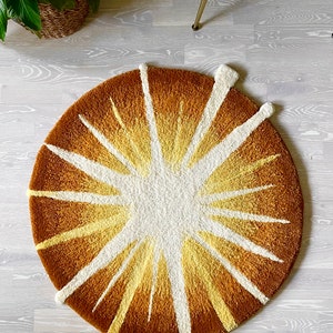 Tufted Sun Rug / Wallhanging image 2