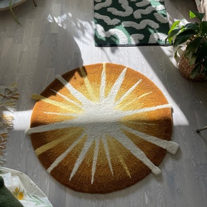 Tufted Sun Rug / Wallhanging image 5