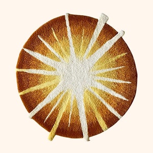 Tufted Sun Rug / Wallhanging image 1