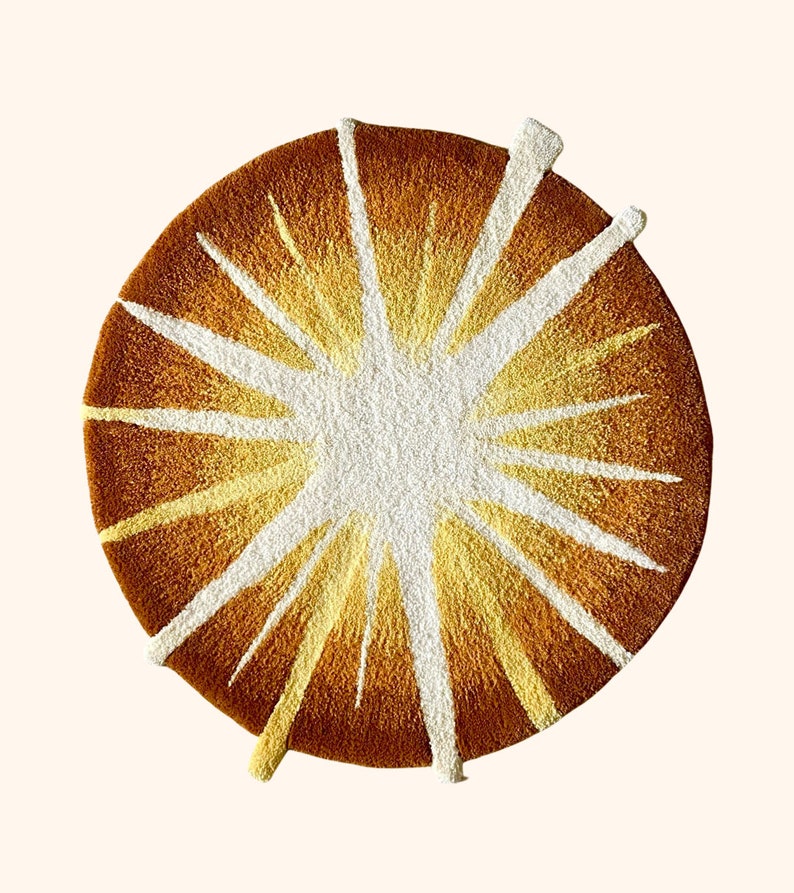 Tufted Sun Rug / Wallhanging image 1