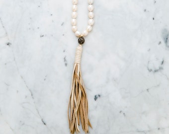 White Baroque Pearl & Boho Beige Tassel