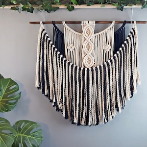 Macrame, Wall Hanging, Boho Style, Nursery Decor, Small Tapestry