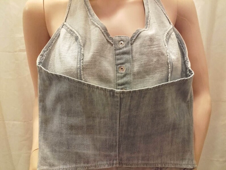 /'72 2 pockets with floral embroidery Rare original Vintage 1970s DENIM emboidered WAISTCOAT halterneck size 6 Metal star shaped studs