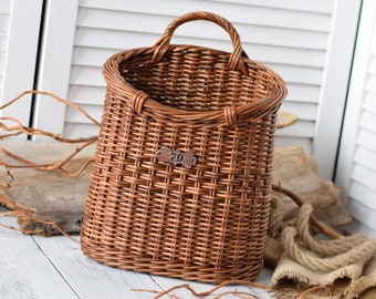 Rustic Door basket Wicker hanging wall basket Interior coffee brown basket for flowers Cottage wall decor basket hanging basket rustic