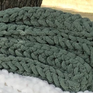Sage thick crocheted throw. Green chunky blanket