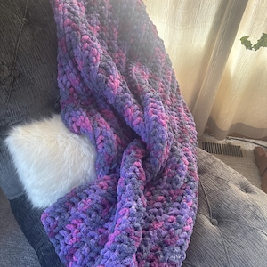 Lavender chunky crocheted throw, multi purple crocheted blanket, chunky purple blanket, chunky lavender throw