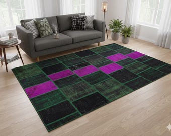 Handmade Wool Patchwork Rug: Green Bohemian Area Rug (6.6x9.4 ft)