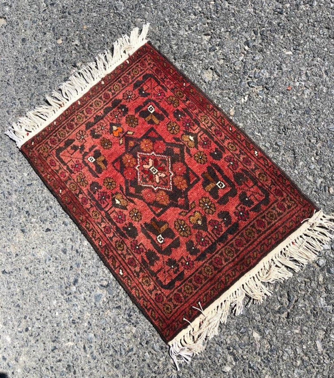Afghanistan rug ①