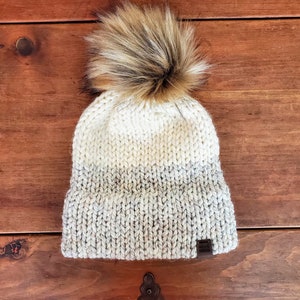 Toque per adulti a doppia tesa in maglia grossa bicolore // Pom Pom finto // Berretto lavorato a mano fatto a mano // Prodotto in Canada // Toque PENNY DOUBLE BRIM