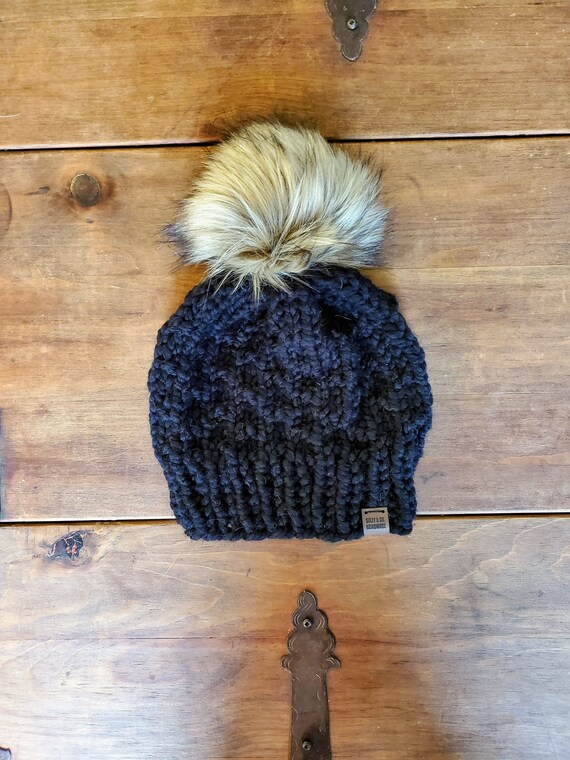 Black Chunky Knit Beanie With Faux Fur Pom Pom - Etsy display picture 2